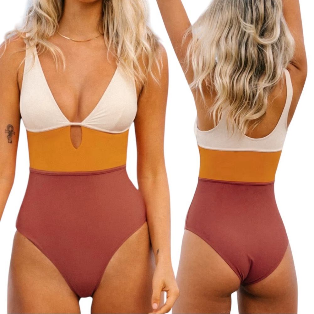 CUPSHE Color Block Keyhole Cutout Bathing Suit Size S
